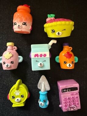 Shopkins Season 3 & 4 Special Edition  Petkins Collection